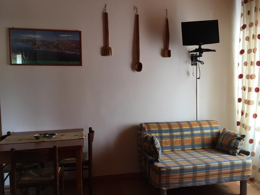 Bed&Breakfast La Casetta SantʼAlessio Siculo Kültér fotó