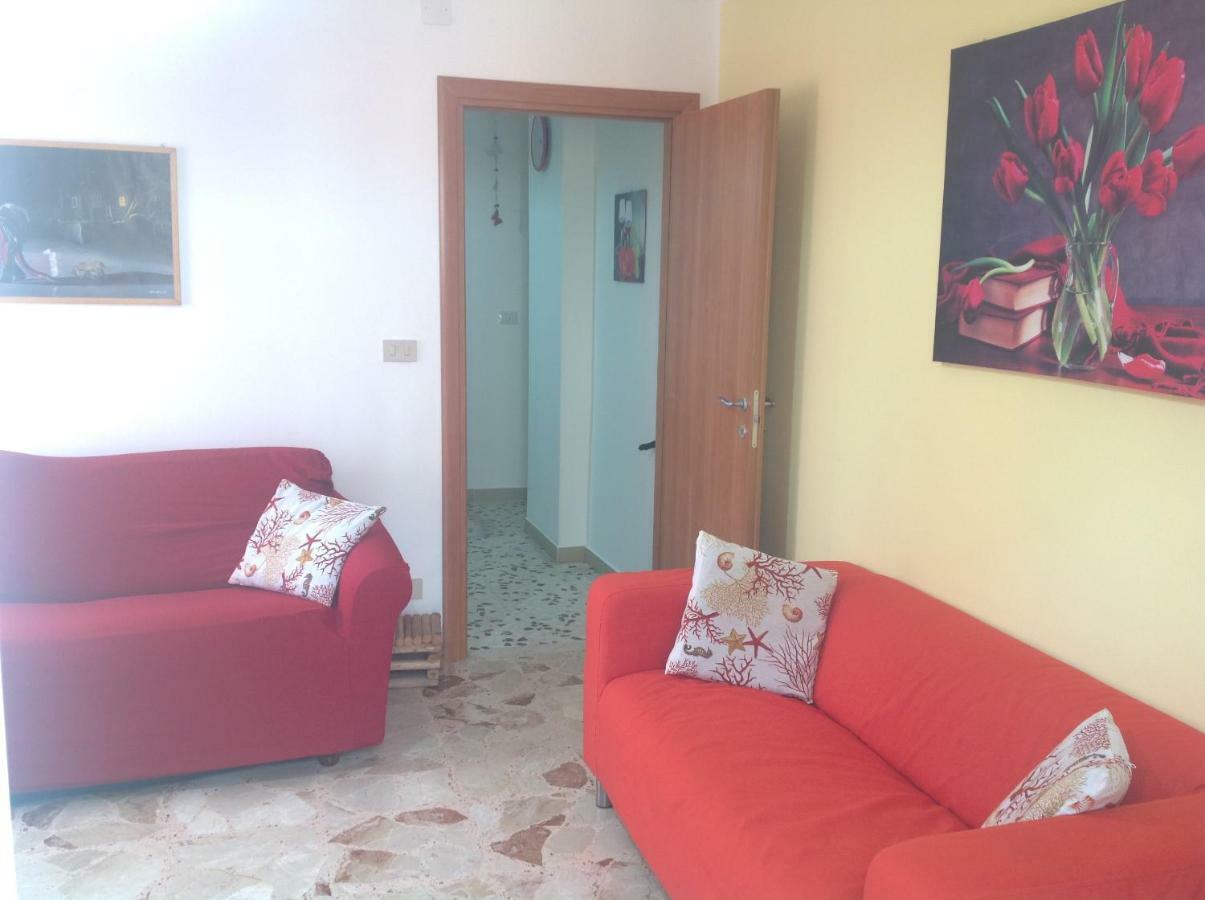 Bed&Breakfast La Casetta SantʼAlessio Siculo Kültér fotó