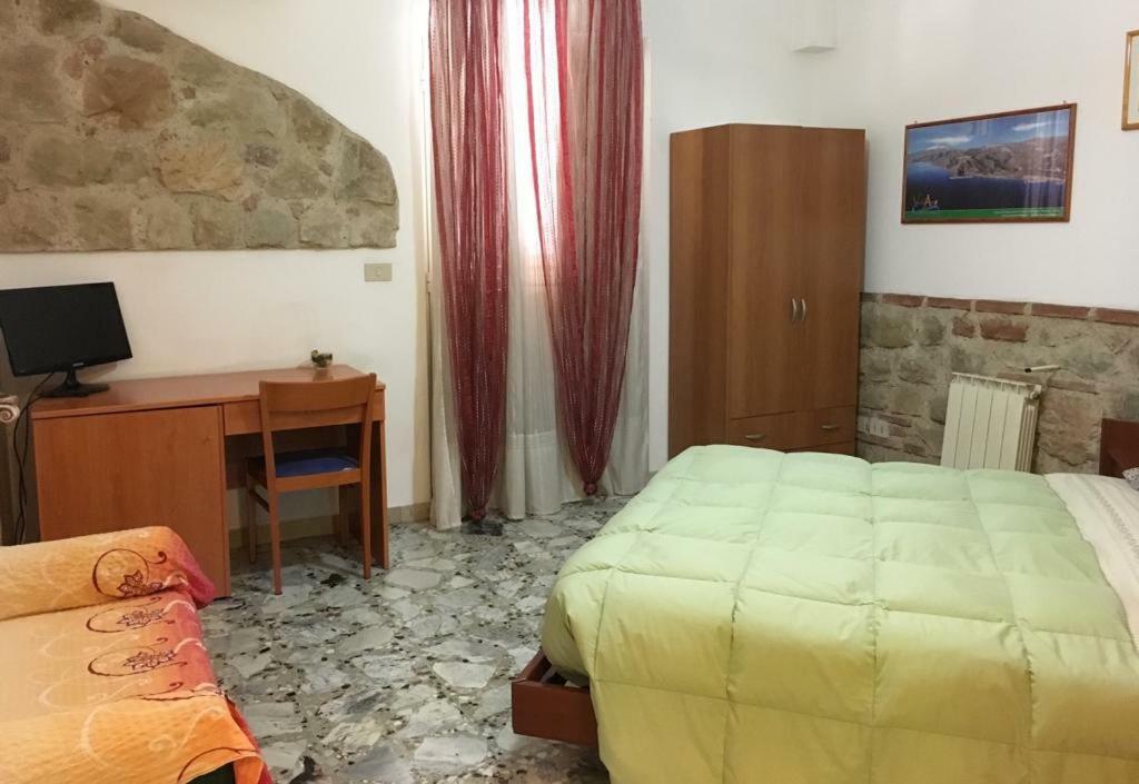 Bed&Breakfast La Casetta SantʼAlessio Siculo Kültér fotó